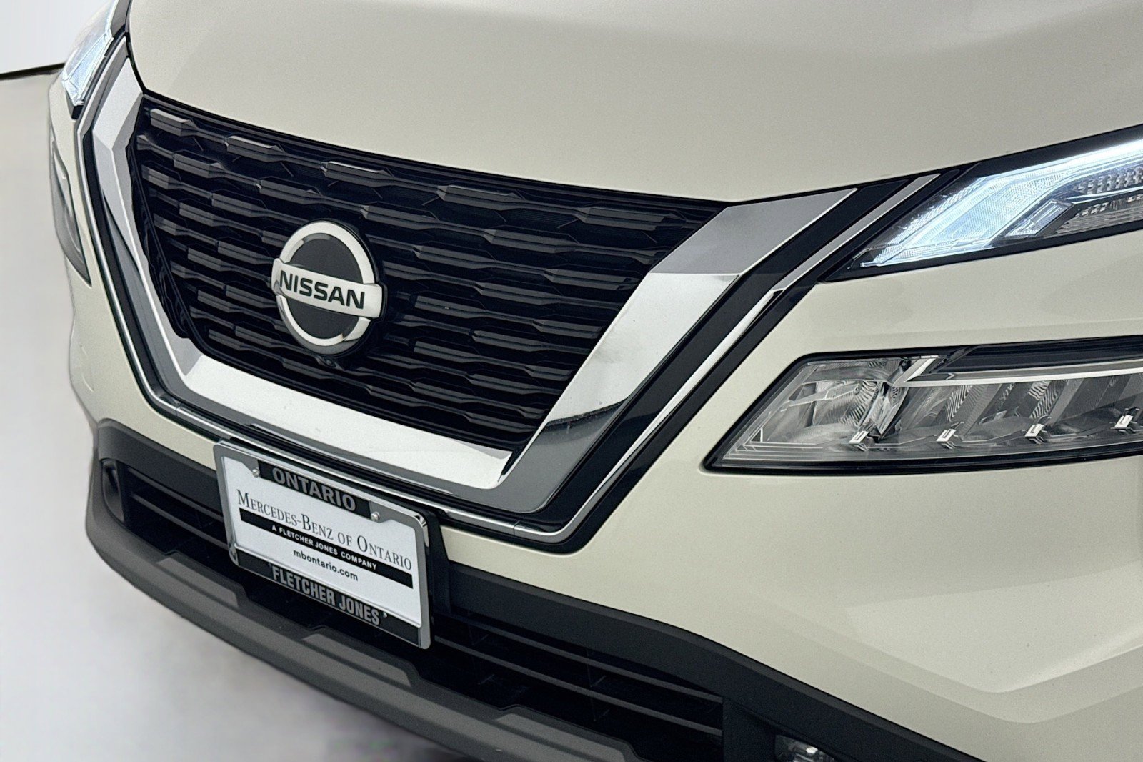 Used 2021 Nissan Rogue SL image 12