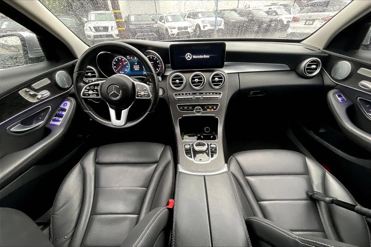 Used 2021 Mercedes-Benz C 300 Sedan w/ Premium Package image 16