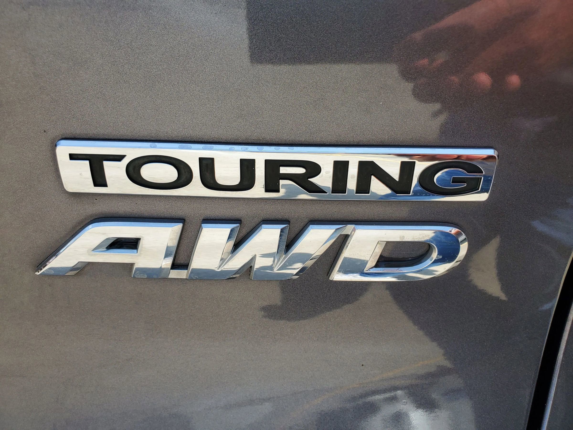 Used 2017 Honda Pilot Touring image 9