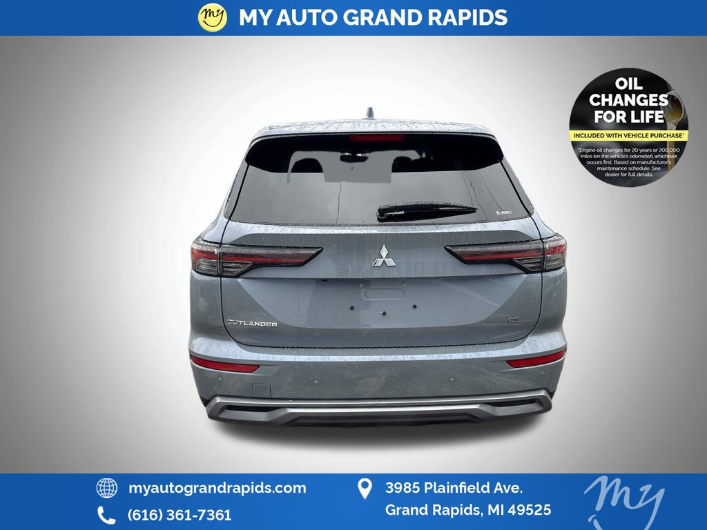 Used 2026 Mitsubishi Outlander SE AWD/4WD image 6