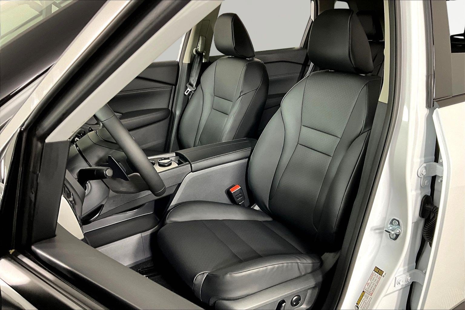 New 2026 Nissan Rogue Dark Armor AWD/4WD image 17