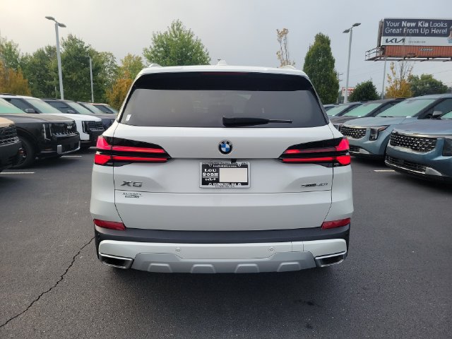 Used 2024 BMW X5 sDrive40i w/ Parking Assistance Package RWD image 5