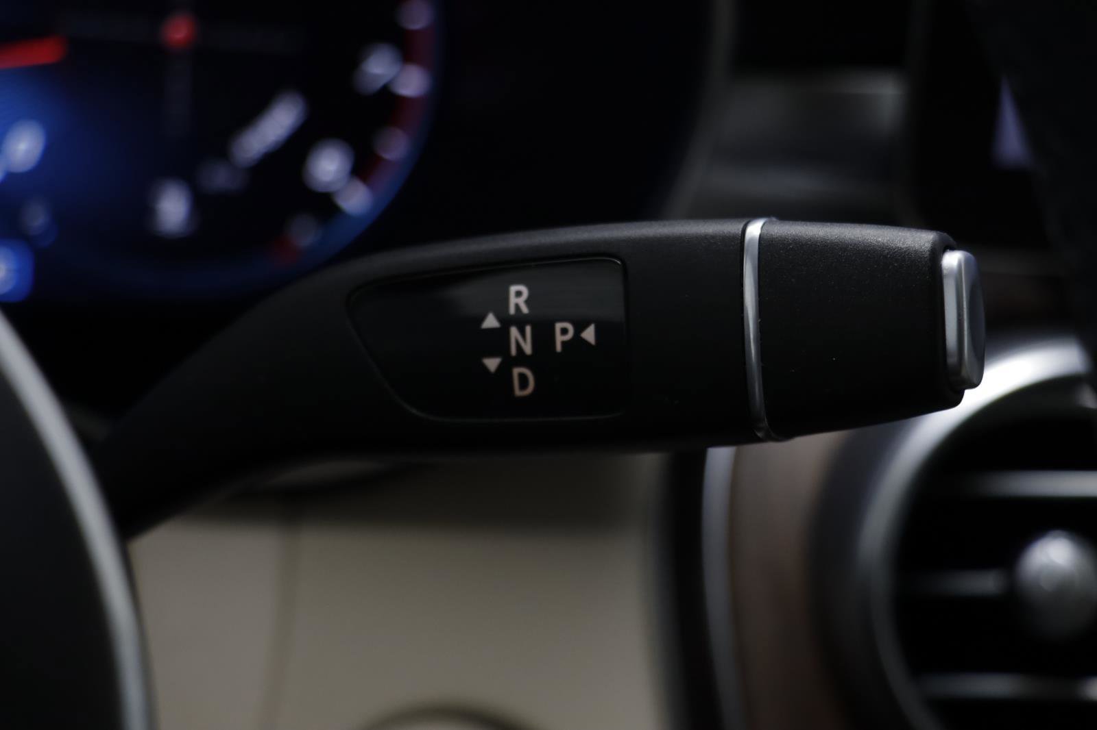 Used 2021 Mercedes-Benz GLC 300 4MATIC image 14