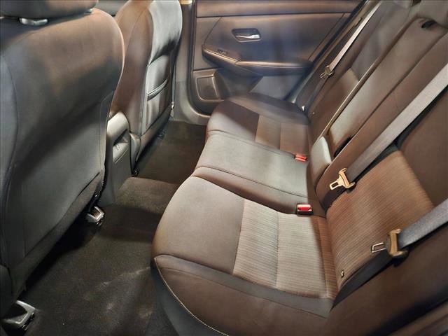 Used 2020 Nissan Sentra SV w/ Trunk Package image 16