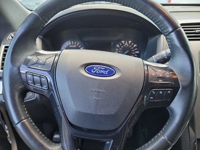 Used 2017 Ford Explorer XLT FWD image 20