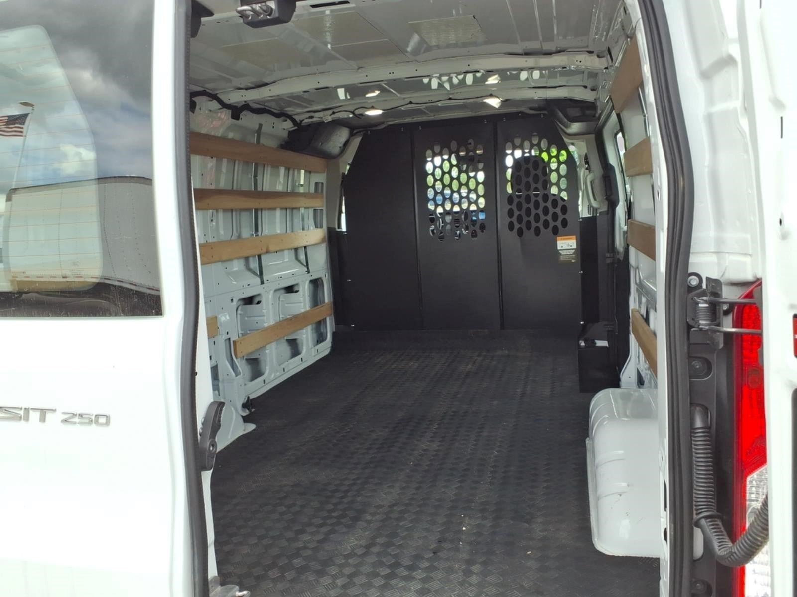 Used 2025 Ford Transit 250 Low Roof w/ Exterior Upgrade Package RWD image 8