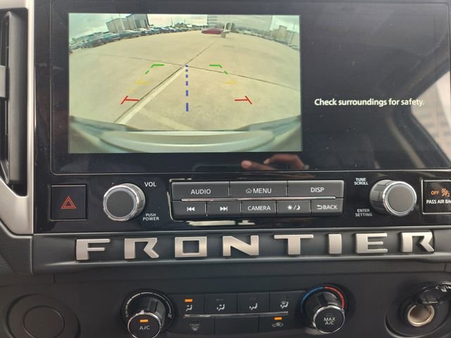 Used 2025 Nissan Frontier SV RWD image 16