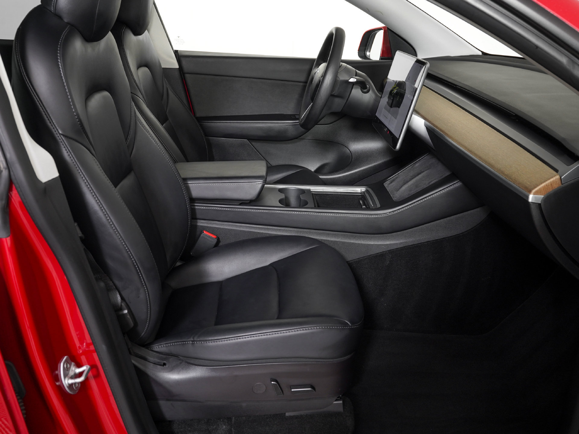 Used 2022 Tesla Model Y Long Range AWD/4WD image 9