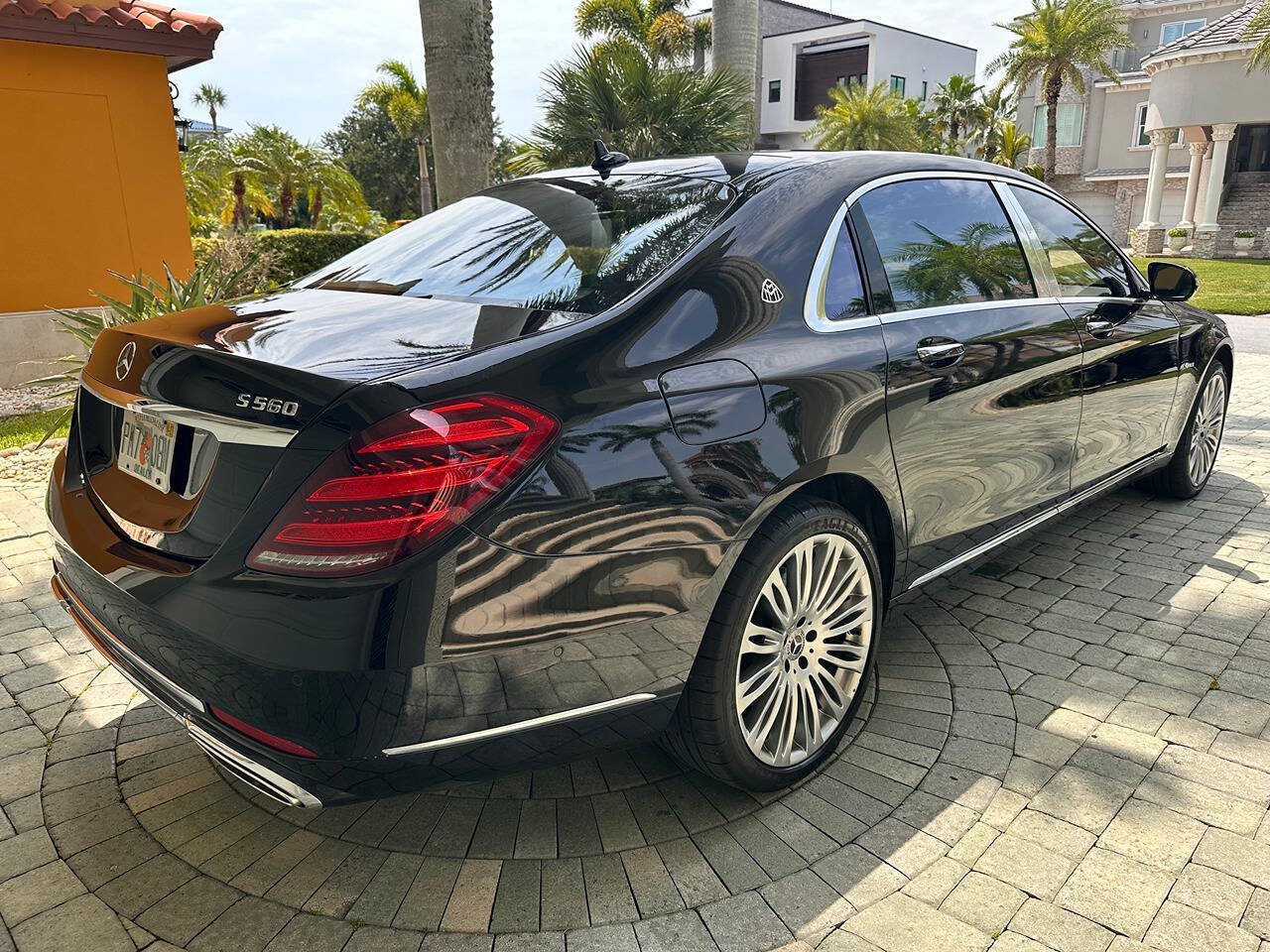 Used 2018 Mercedes-Benz Maybach S 560 4MATIC image 31