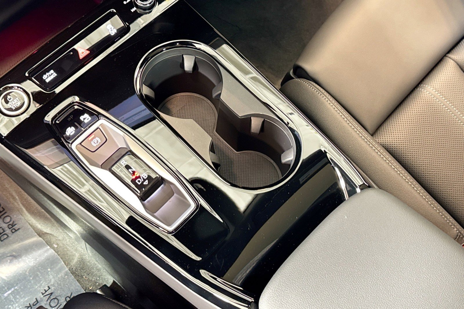 New 2027 Audi A6 e-tron Premium Plus AWD/4WD image 14