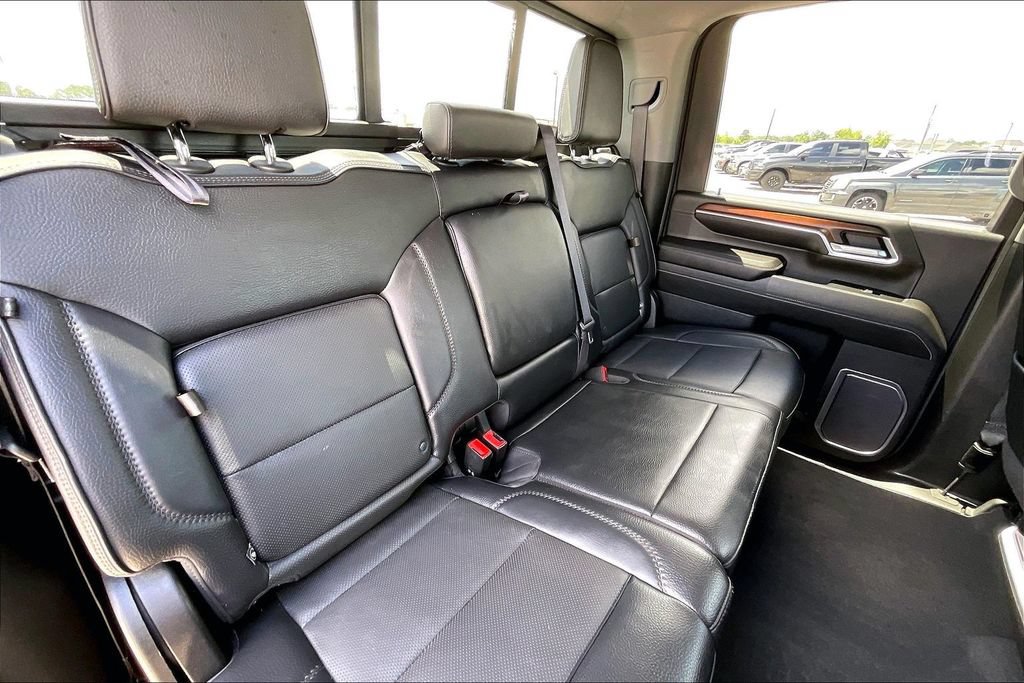 Used 2024 GMC Sierra 3500 Denali w/ Denali Reserve Package AWD/4WD image 22