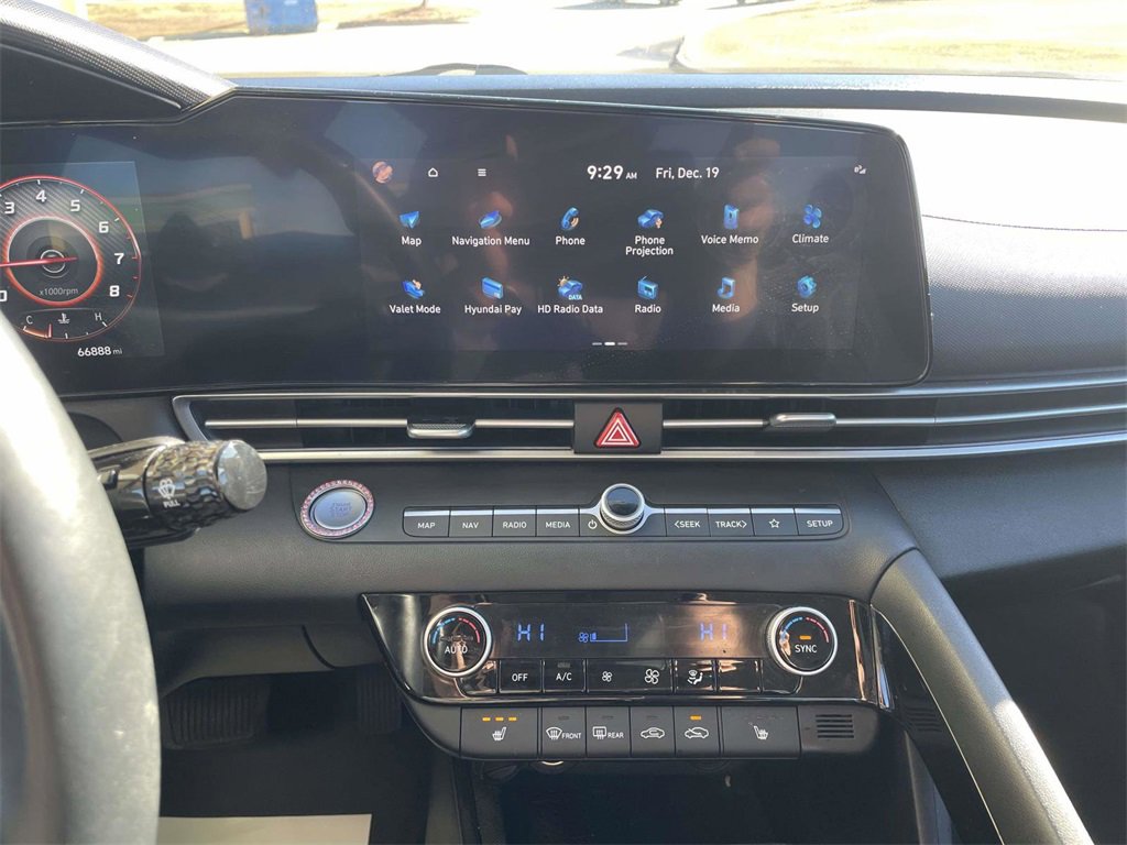 Used 2023 Hyundai Elantra Limited w/ Cargo Package image 22