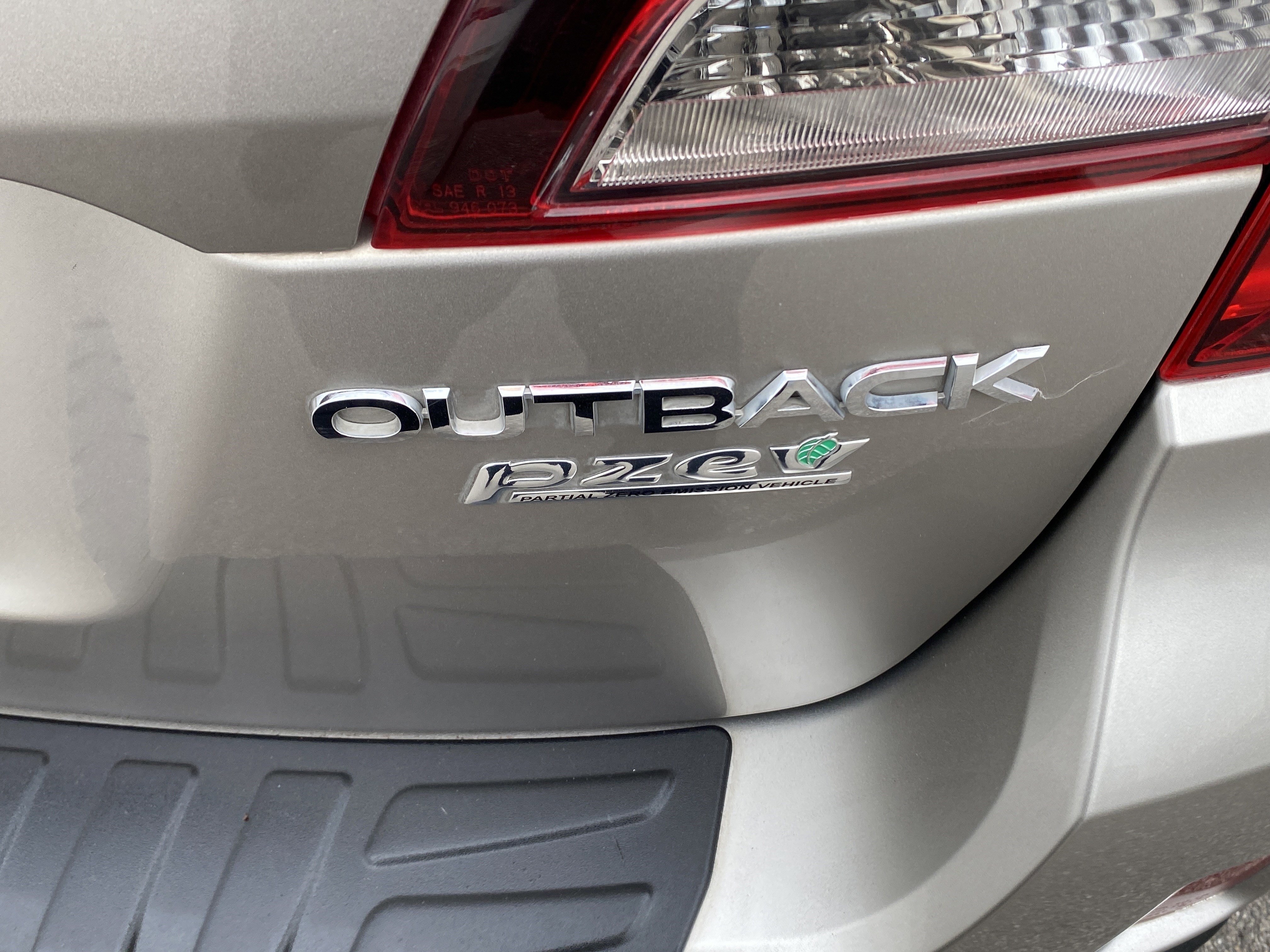 Used 2017 Subaru Outback 2.5i Limited image 30