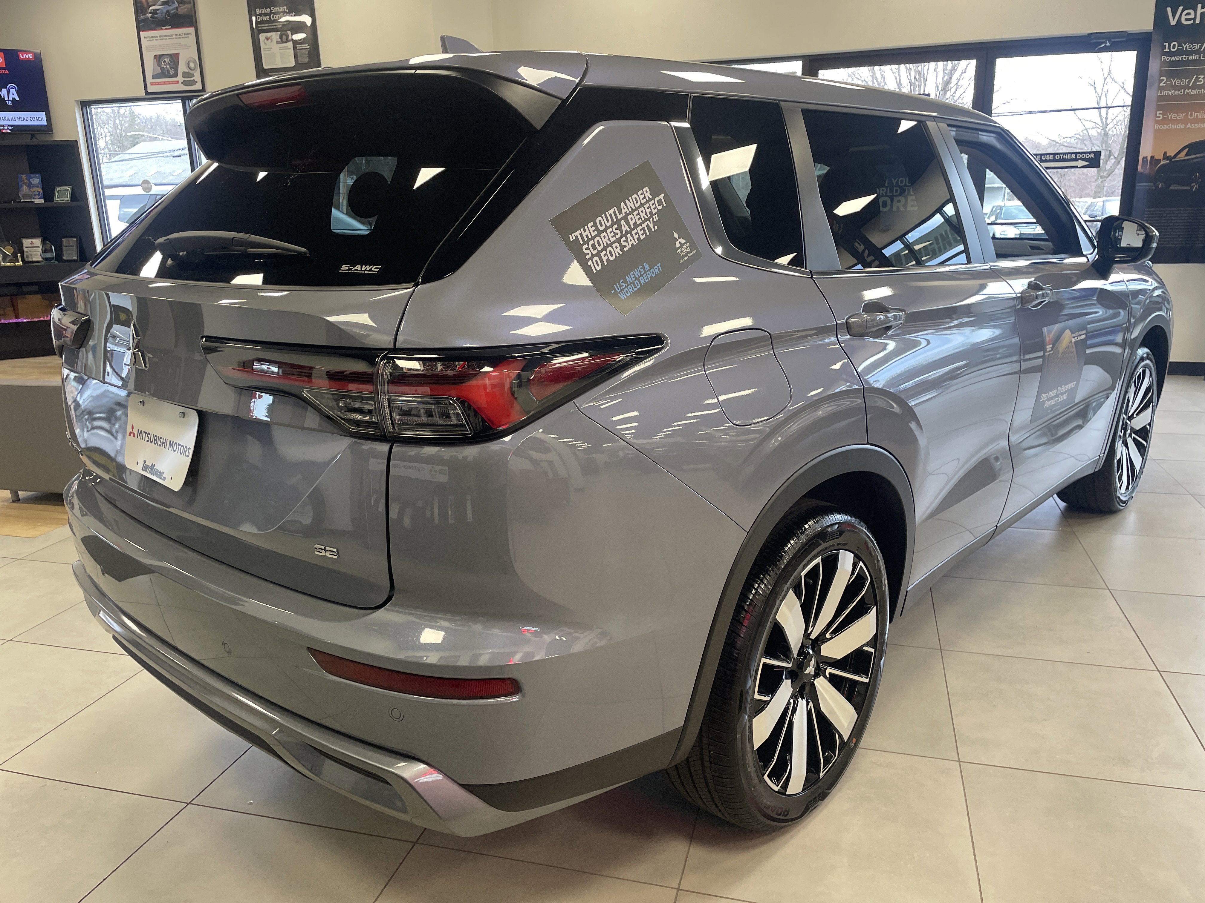 New 2026 Mitsubishi Outlander SE AWD/4WD image 5