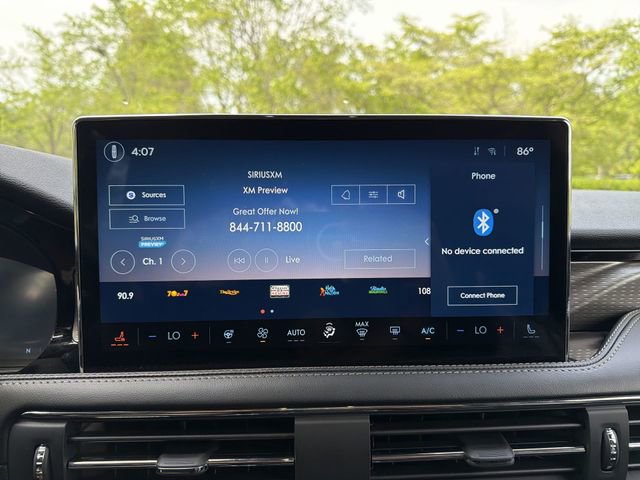 Used 2025 Lincoln Corsair Reserve image 16