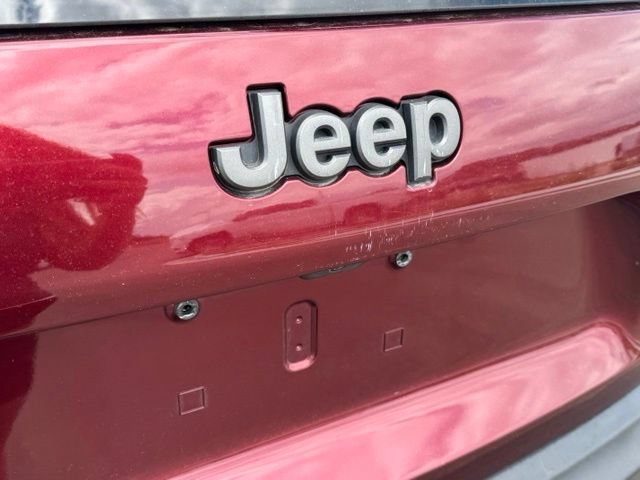 Certified 2019 Jeep Cherokee Trailhawk w/ Comfort/Convenience Group AWD/4WD image 22