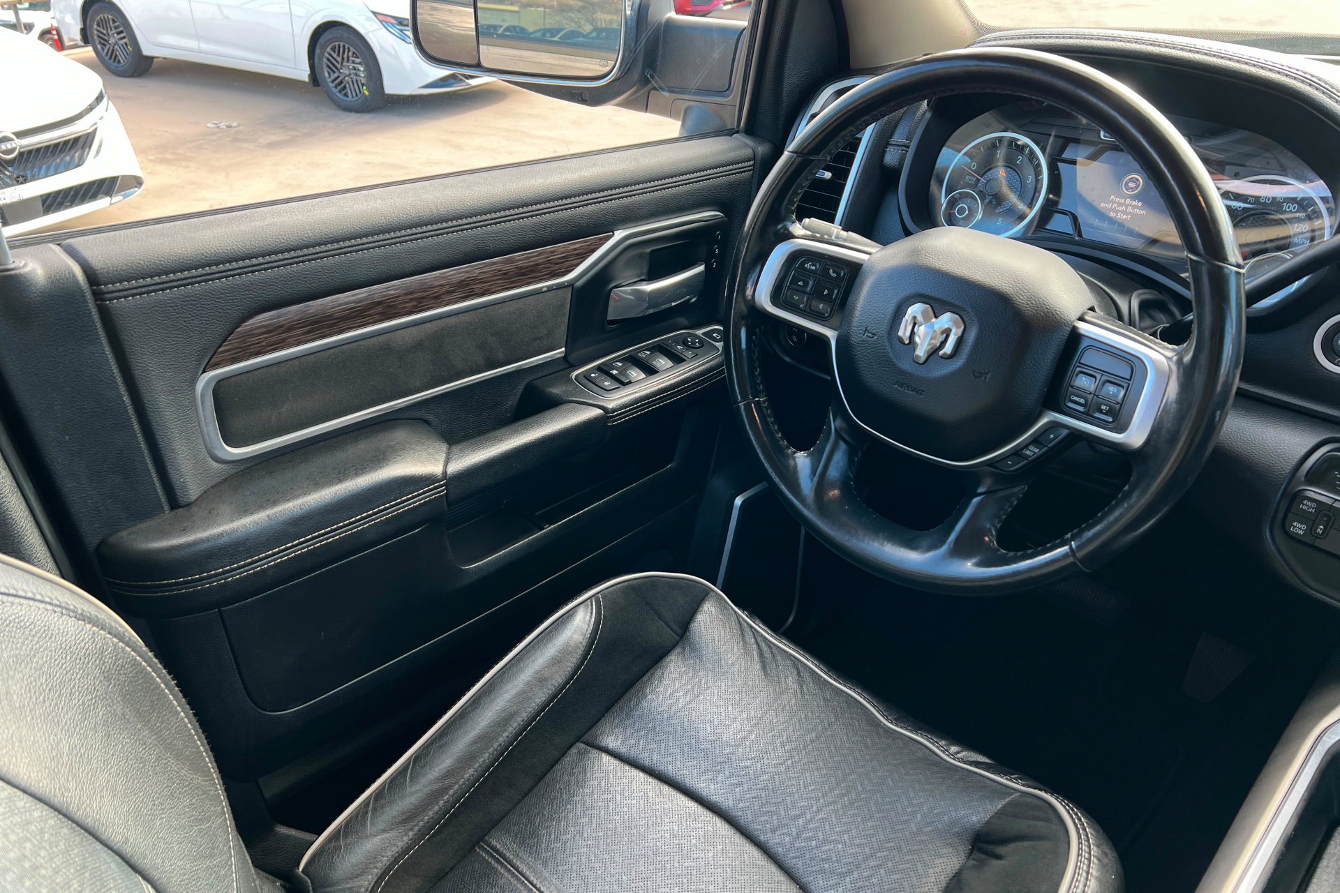 Used 2020 RAM 2500 Laramie image 11