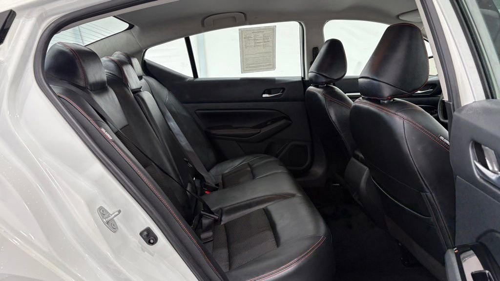 Used 2025 Nissan Altima 2.5 SR FWD image 24