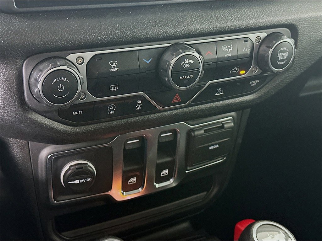 Used 2024 Jeep Wrangler Sport S image 18