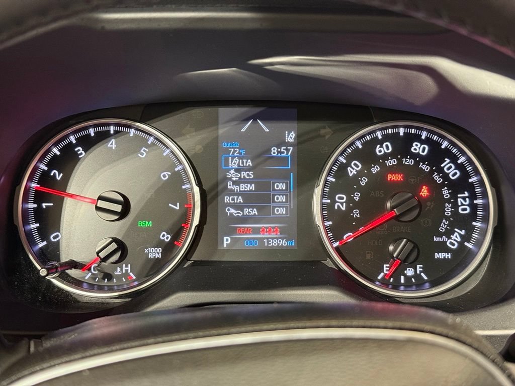Used 2022 Toyota RAV4 XLE Premium AWD/4WD image 27