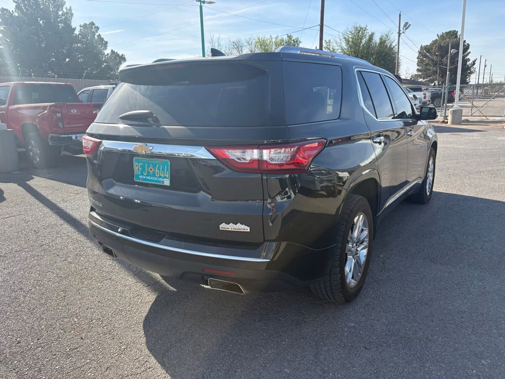 Used 2021 Chevrolet Traverse High Country image 4