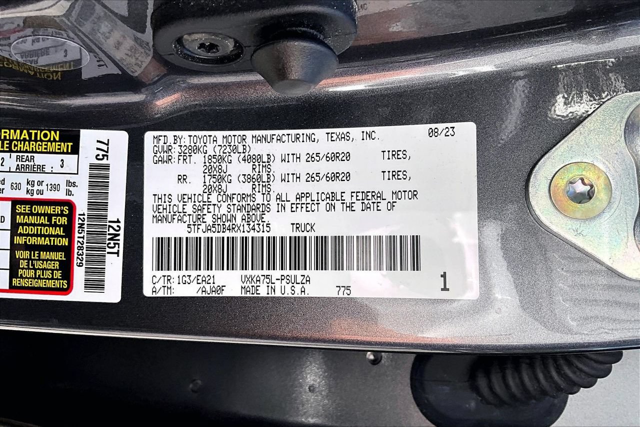 Used 2024 Toyota Tundra Limited w/ Power Package AWD/4WD image 16