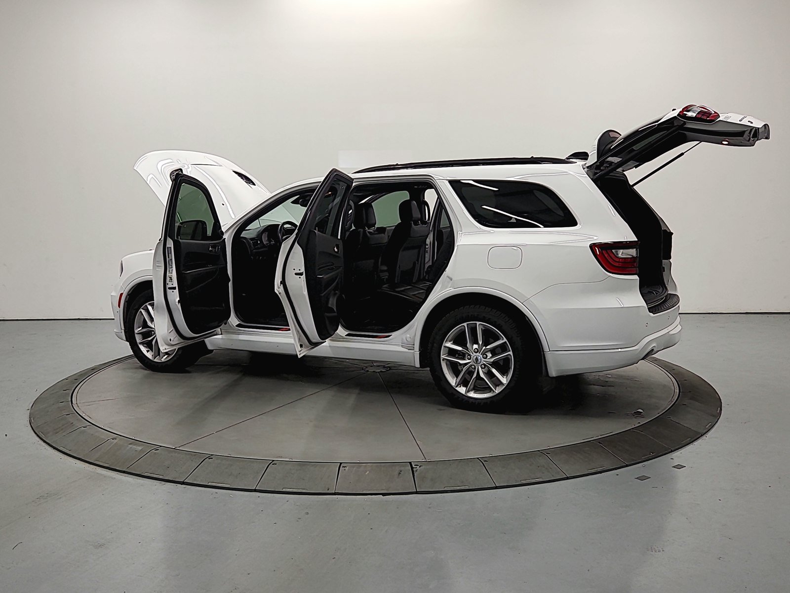 Used 2023 Dodge Durango R/T AWD/4WD image 12