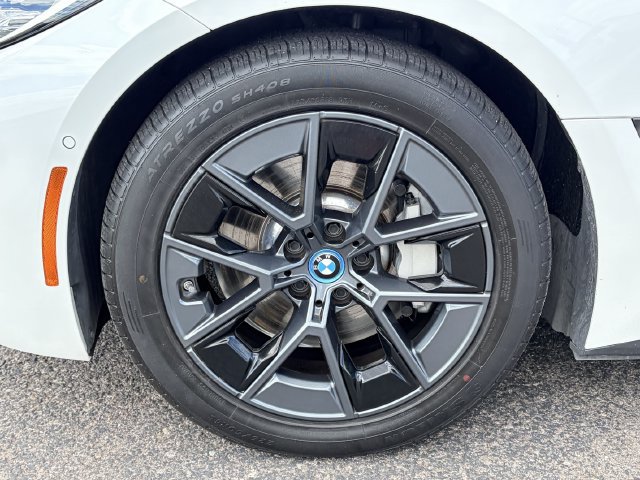 Certified 2023 BMW i4 eDrive40 w/ Premium Package RWD image 11