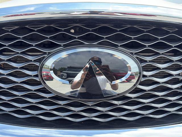 Used 2022 INFINITI QX50 Luxe FWD image 11