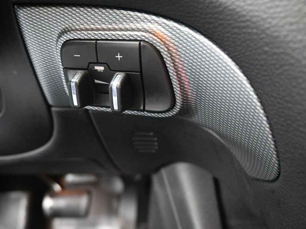 Used 2020 Dodge Durango GT w/ Blacktop Package AWD/4WD image 32