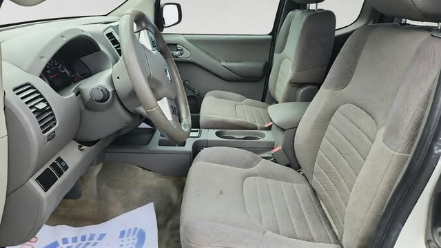 Used 2014 Nissan Frontier S RWD image 11