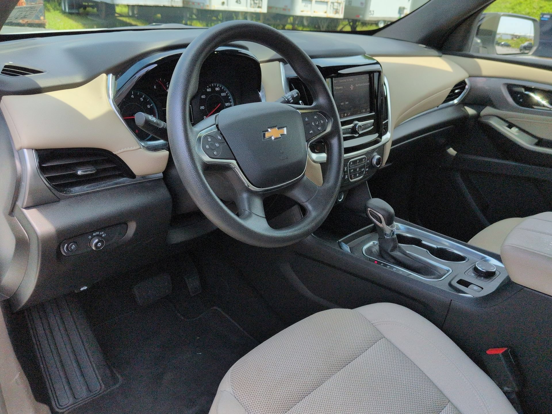 Certified 2022 Chevrolet Traverse LS AWD/4WD image 10