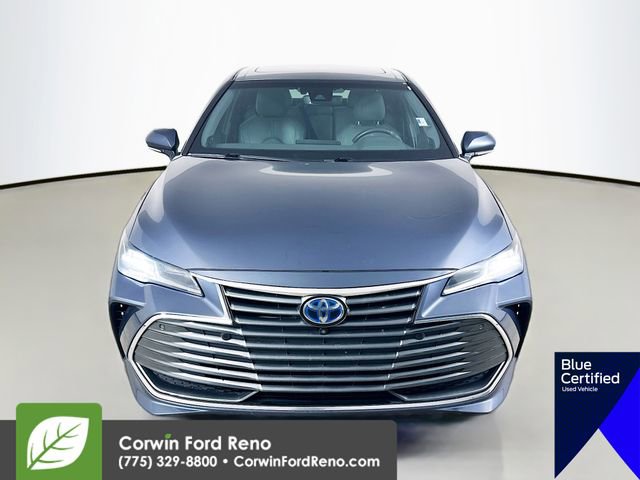 Used 2019 Toyota Avalon Limited w/ Advanced Safety Package image 2