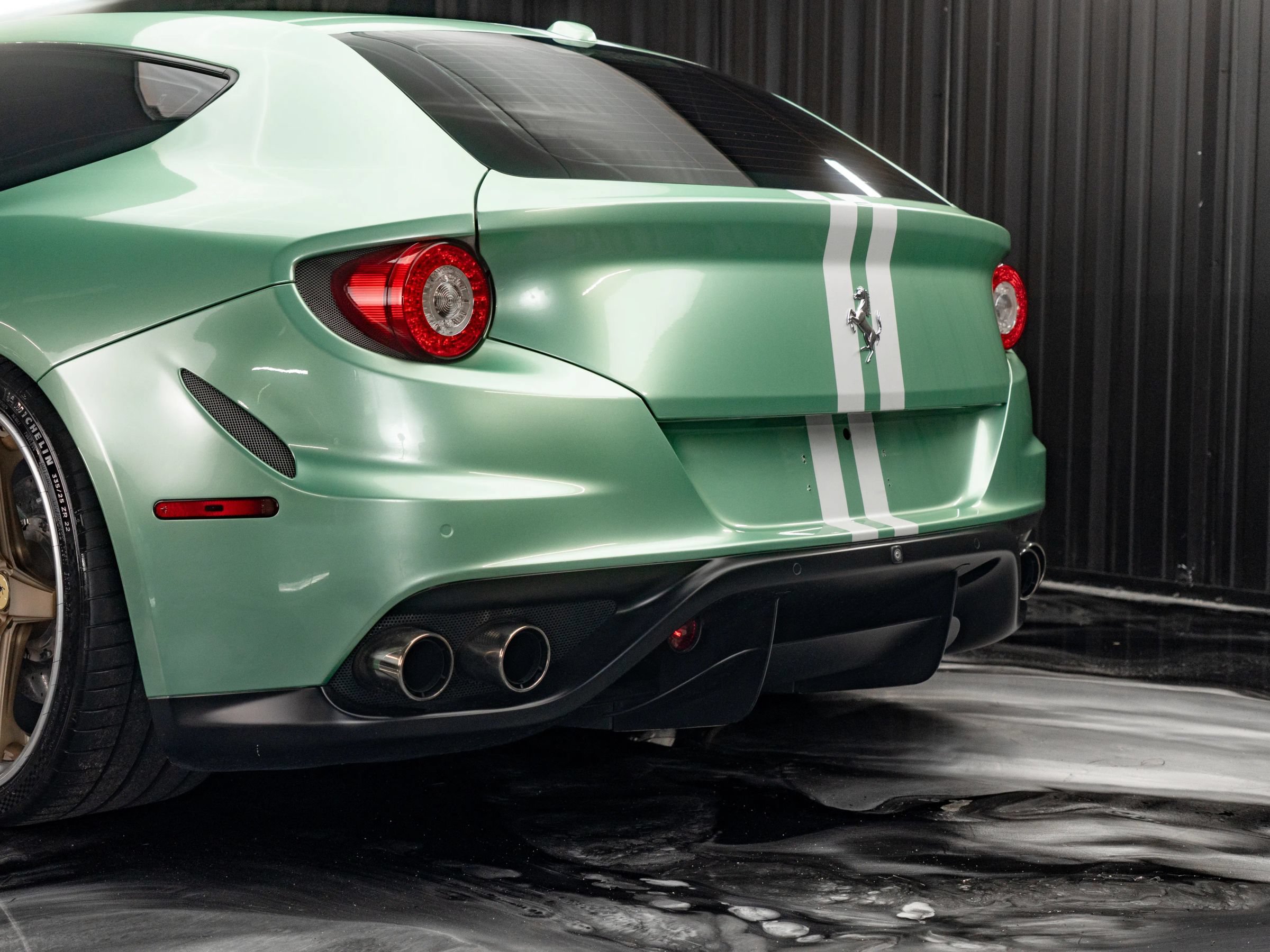 Used 2012 Ferrari FF AWD/4WD image 14