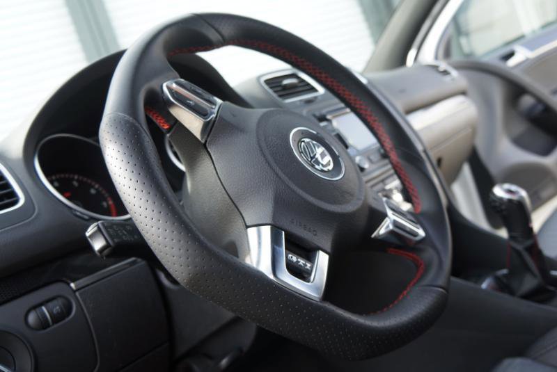 Used 2013 Volkswagen GTI Driver's Edition image 6