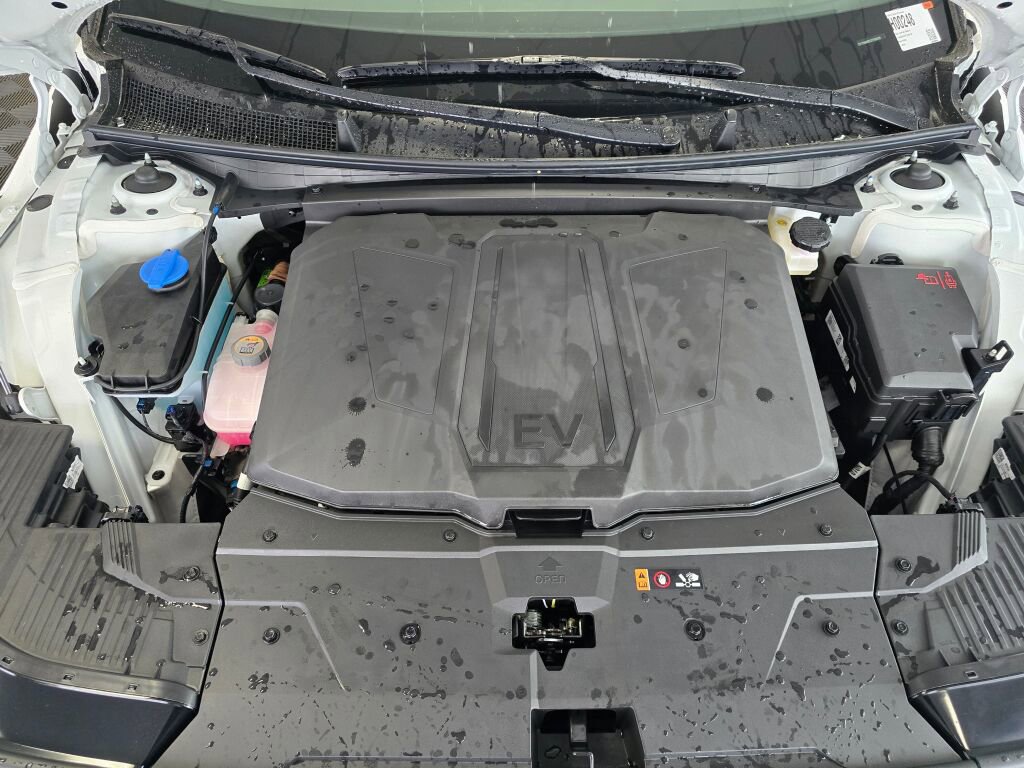 New 2026 Hyundai Ioniq 5 SEL image 12