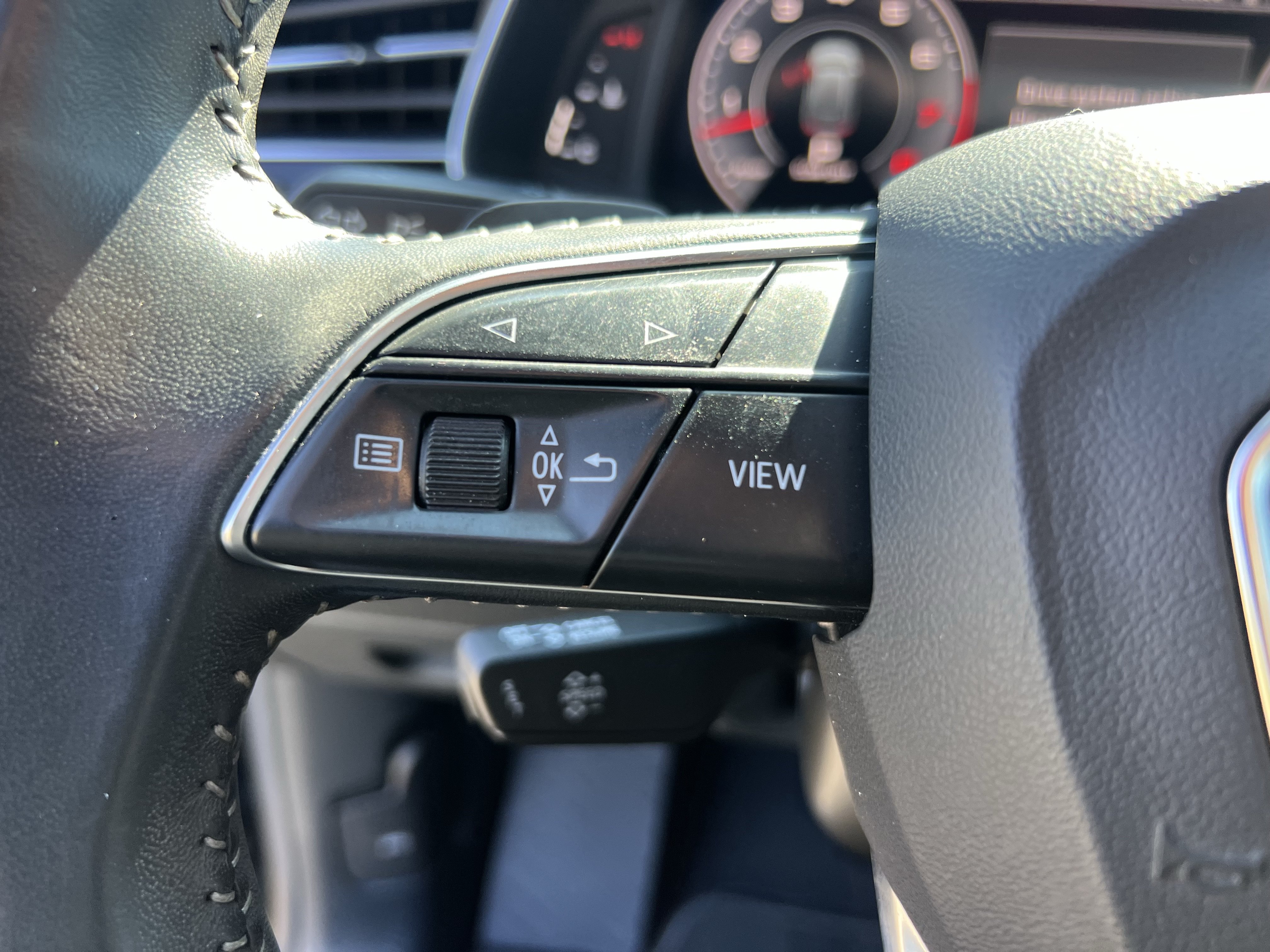 Used 2019 Audi Q8 Premium Plus AWD/4WD image 20