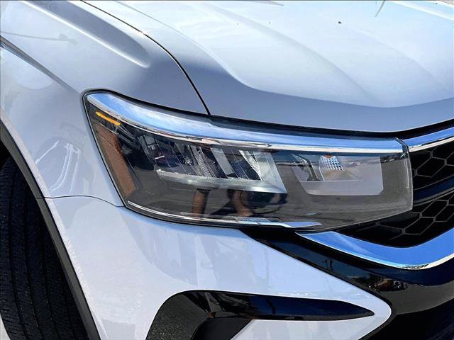 Used 2023 Volkswagen Taos S w/ Driver Assistance Package FWD image 28