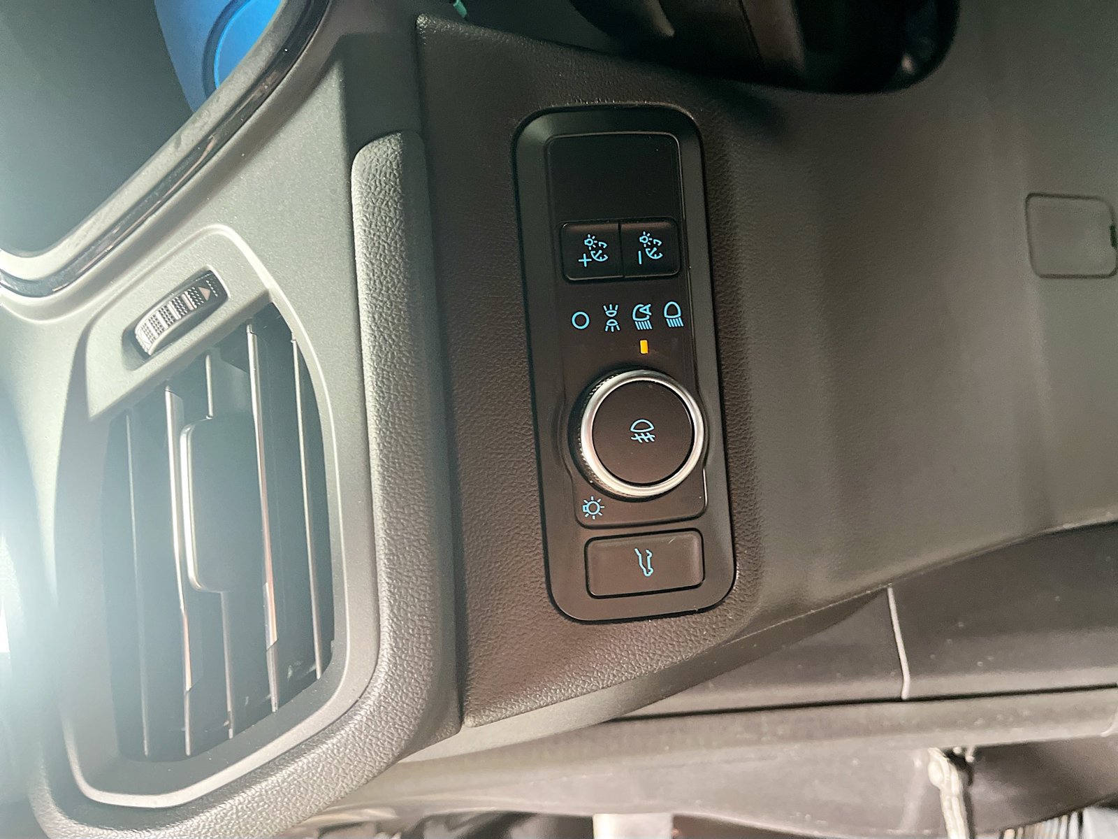 Used 2024 Ford Escape ST-Line Elite AWD/4WD image 10