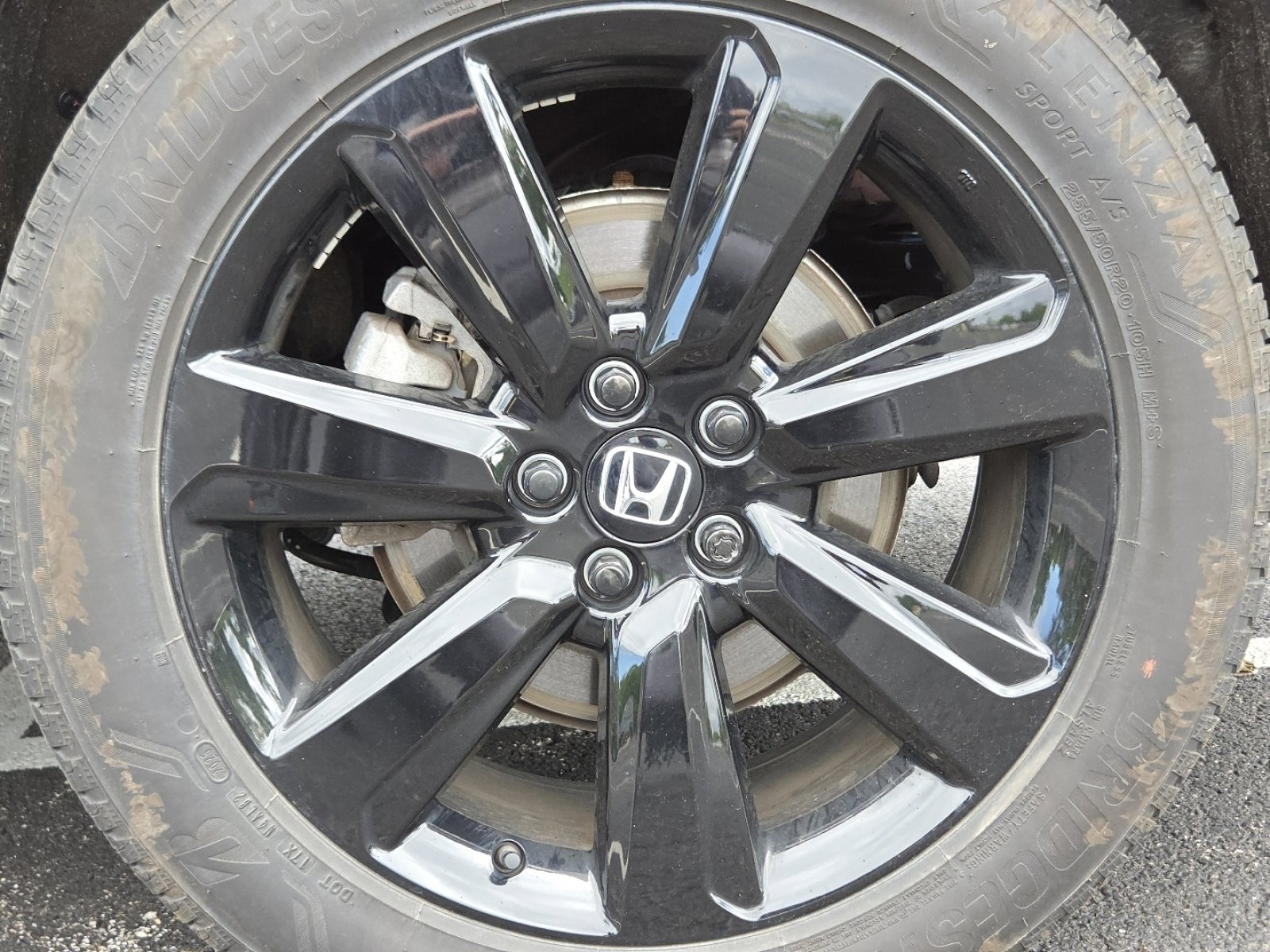 Certified 2025 Honda Pilot Black Edition image 16