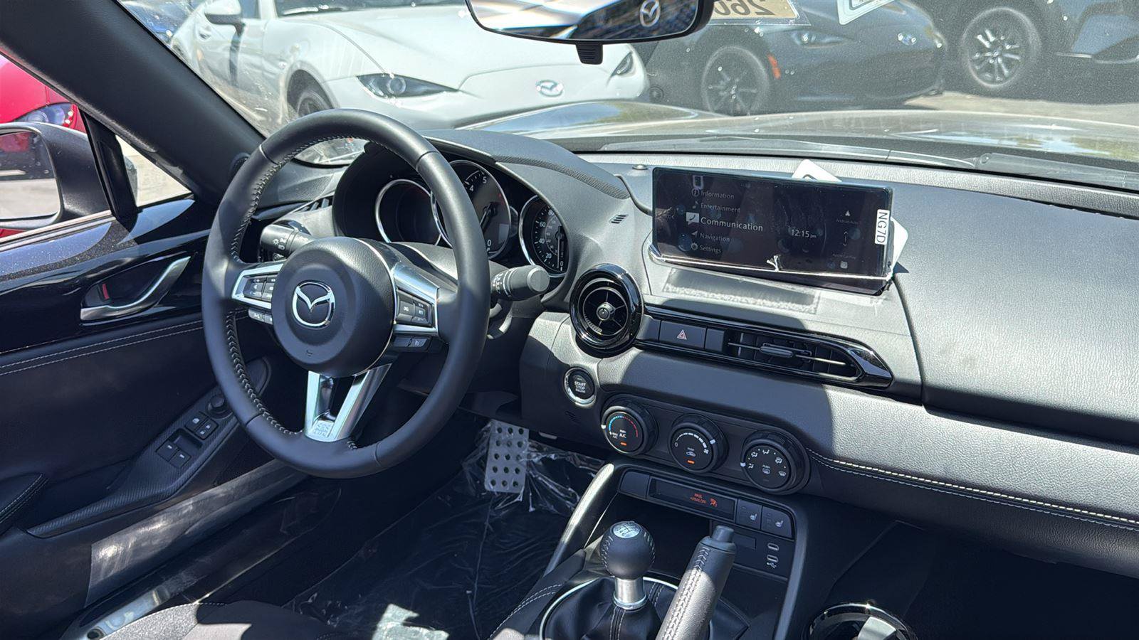 New 2026 MAZDA MX-5 Miata Club w/ Interior Package RWD image 7