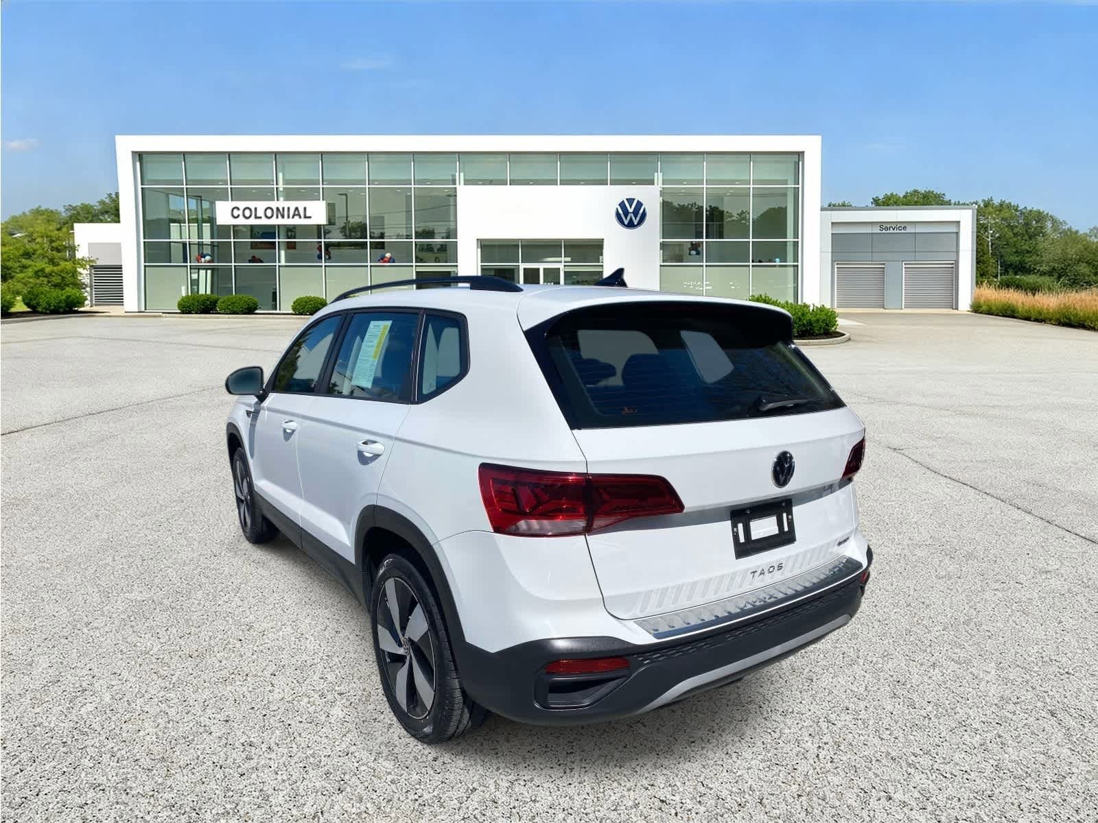 Certified 2024 Volkswagen Taos S AWD/4WD image 3