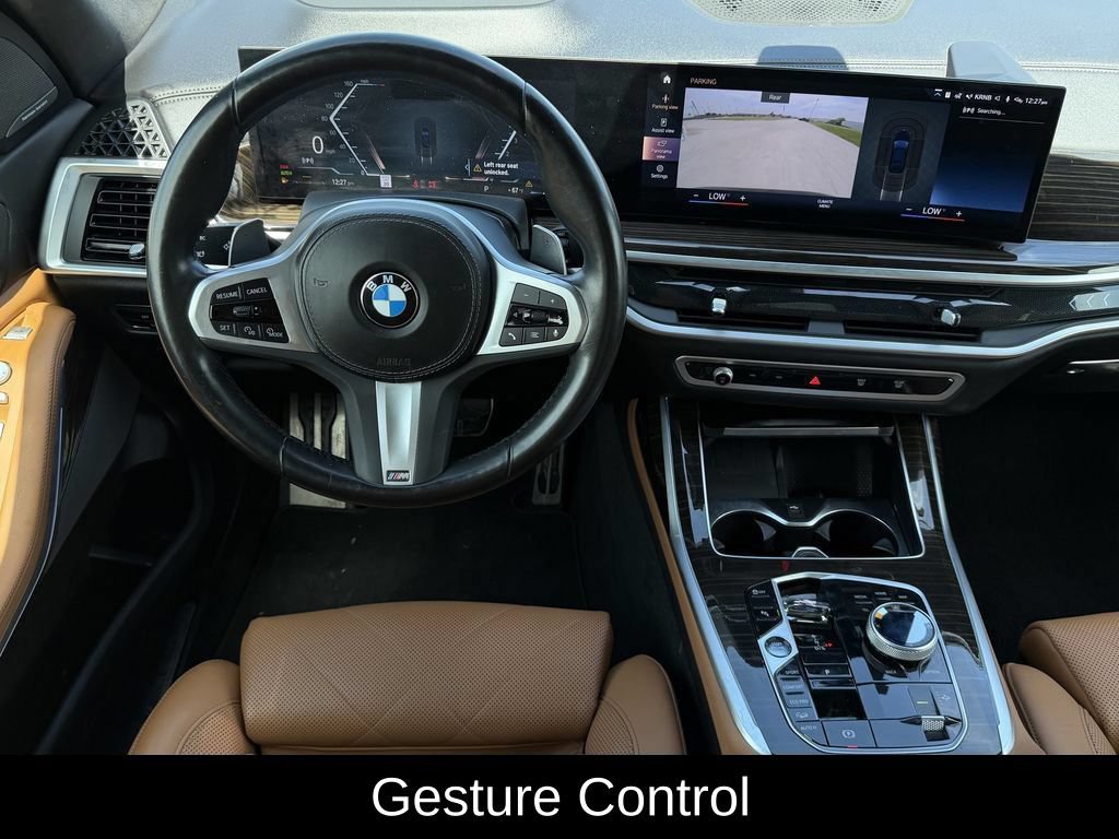 Used 2023 BMW X7 xDrive40i w/ M Sport Package AWD/4WD image 13