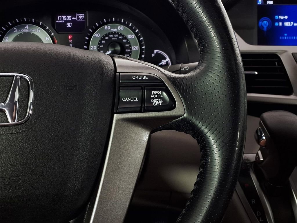 Used 2016 Honda Odyssey EX-L image 23