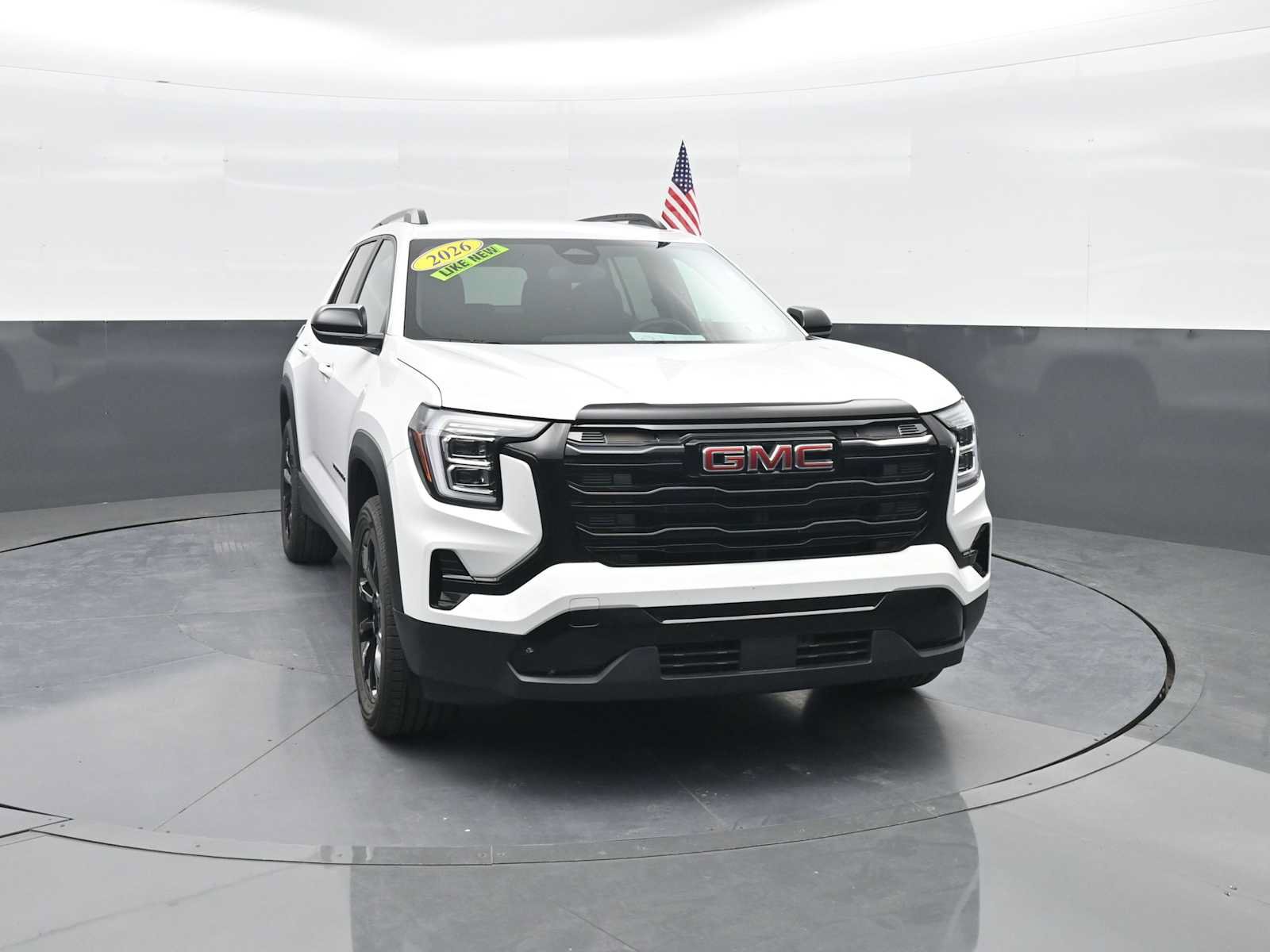Used 2026 GMC Terrain Elevation w/ Elevation Premium Package AWD/4WD image 2