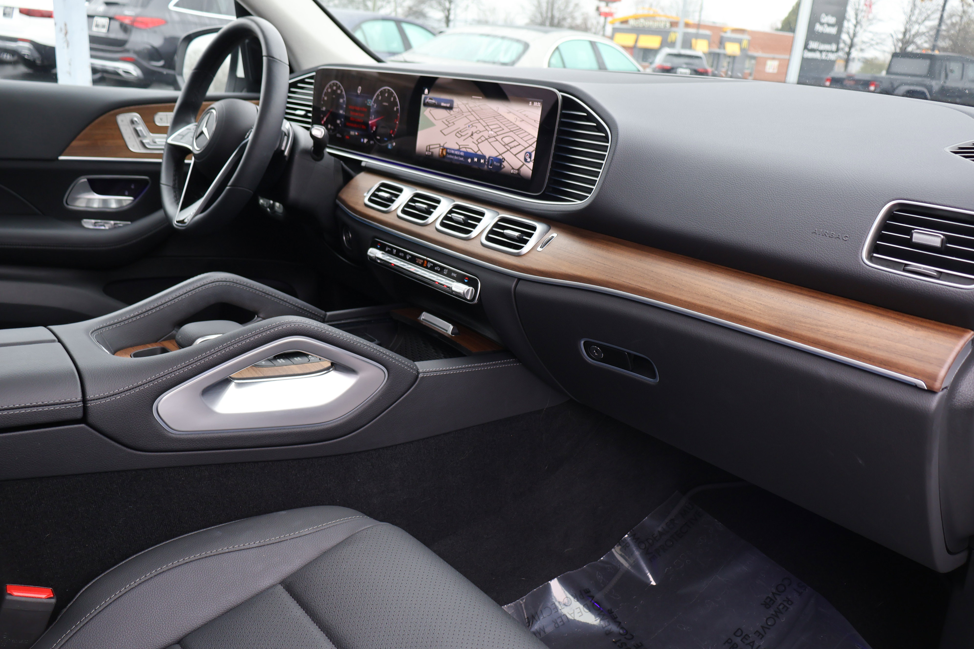 Used 2025 Mercedes-Benz GLE 350 4MATIC image 28