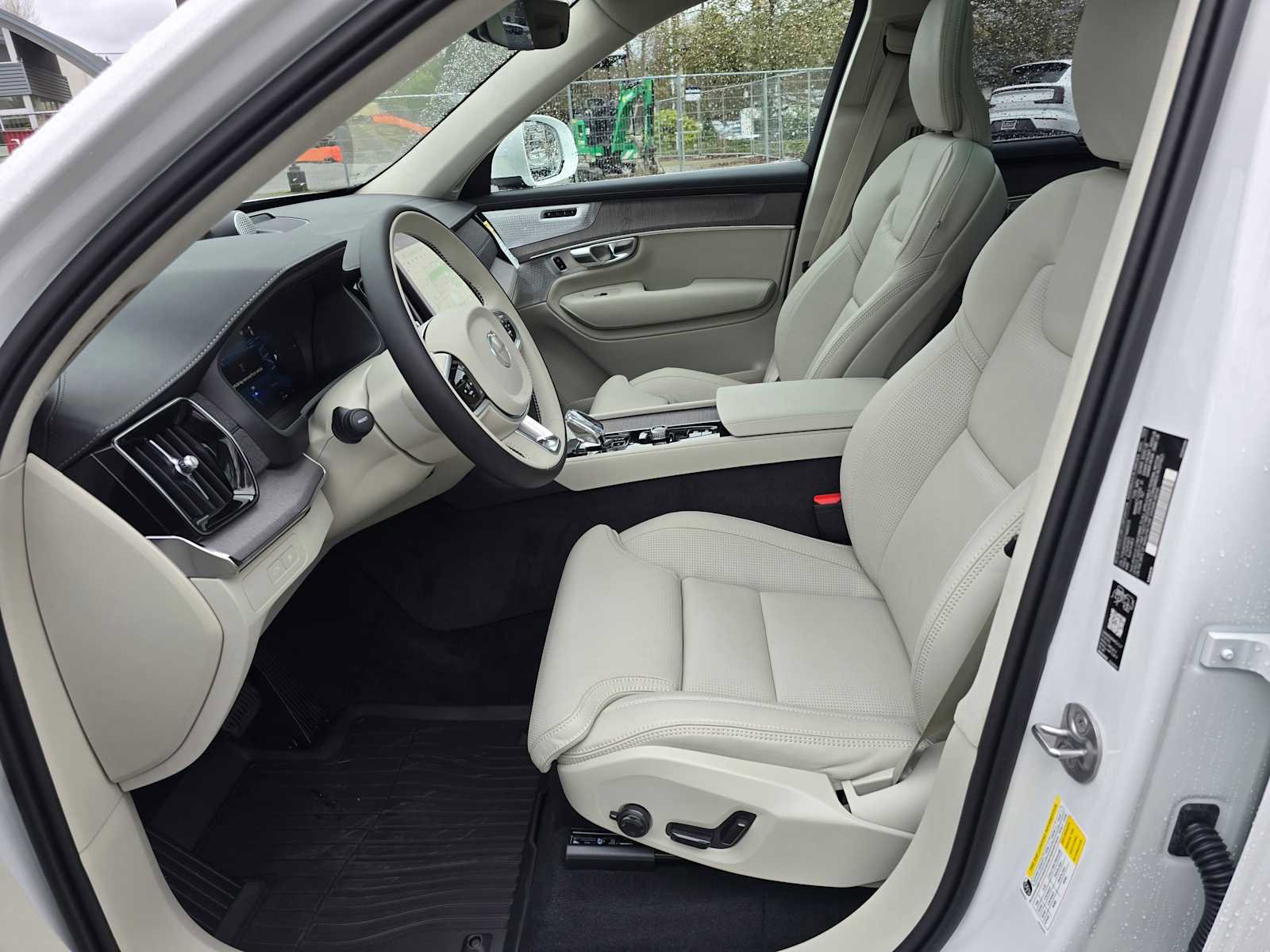 New 2026 Volvo XC90 T8 Ultra w/ Lounge Package image 21