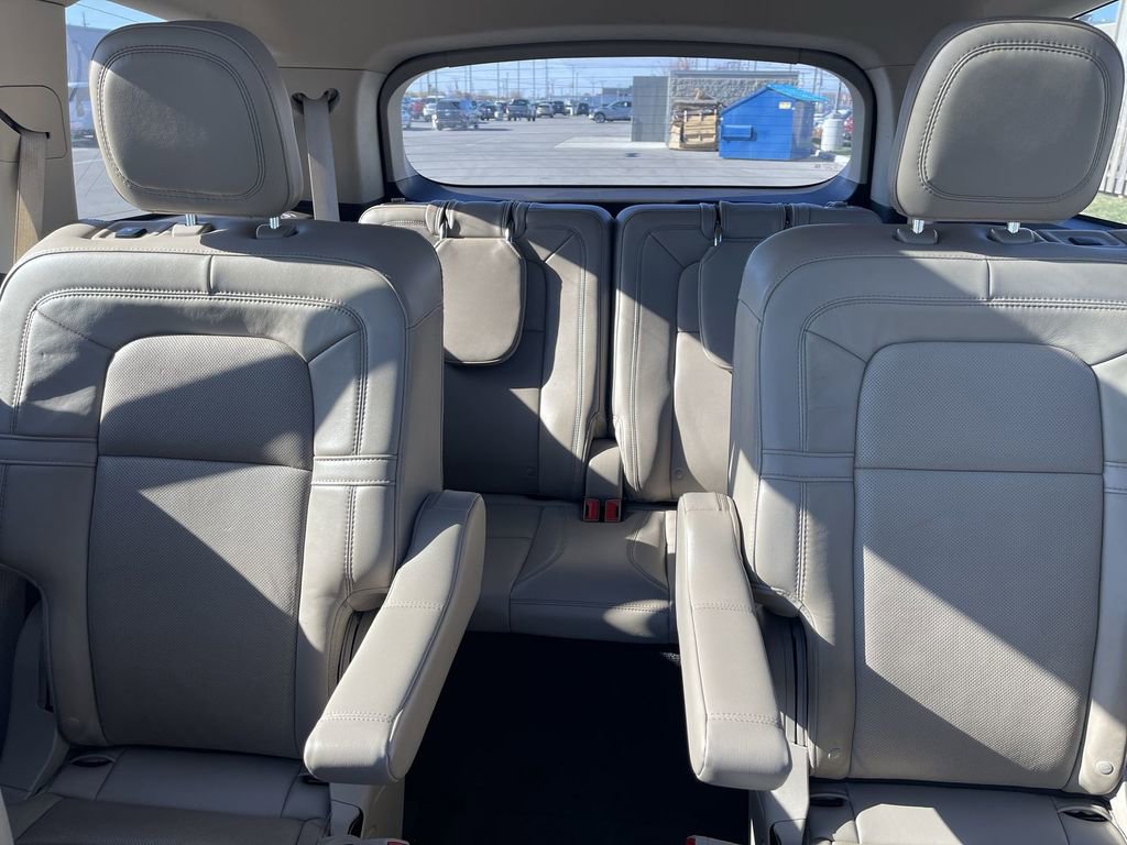 Used 2023 Lincoln Aviator Reserve w/ Elements Package Plus image 35
