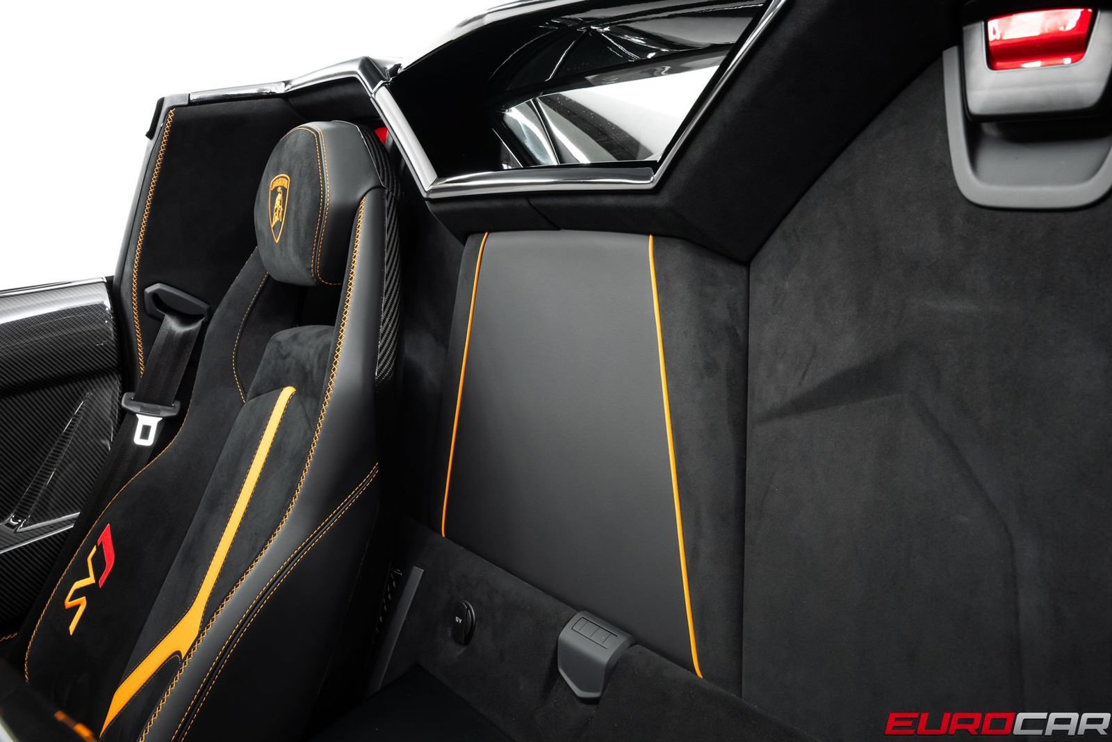 Used 2021 Lamborghini Aventador SVJ AWD/4WD image 47