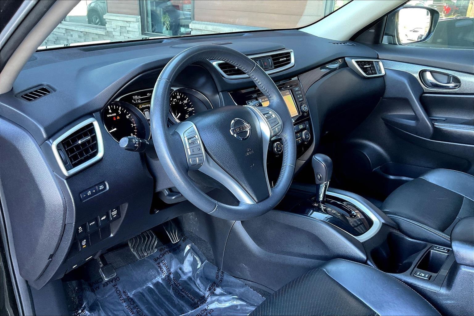 Used 2014 Nissan Rogue SL w/ SL Premium Package image 14